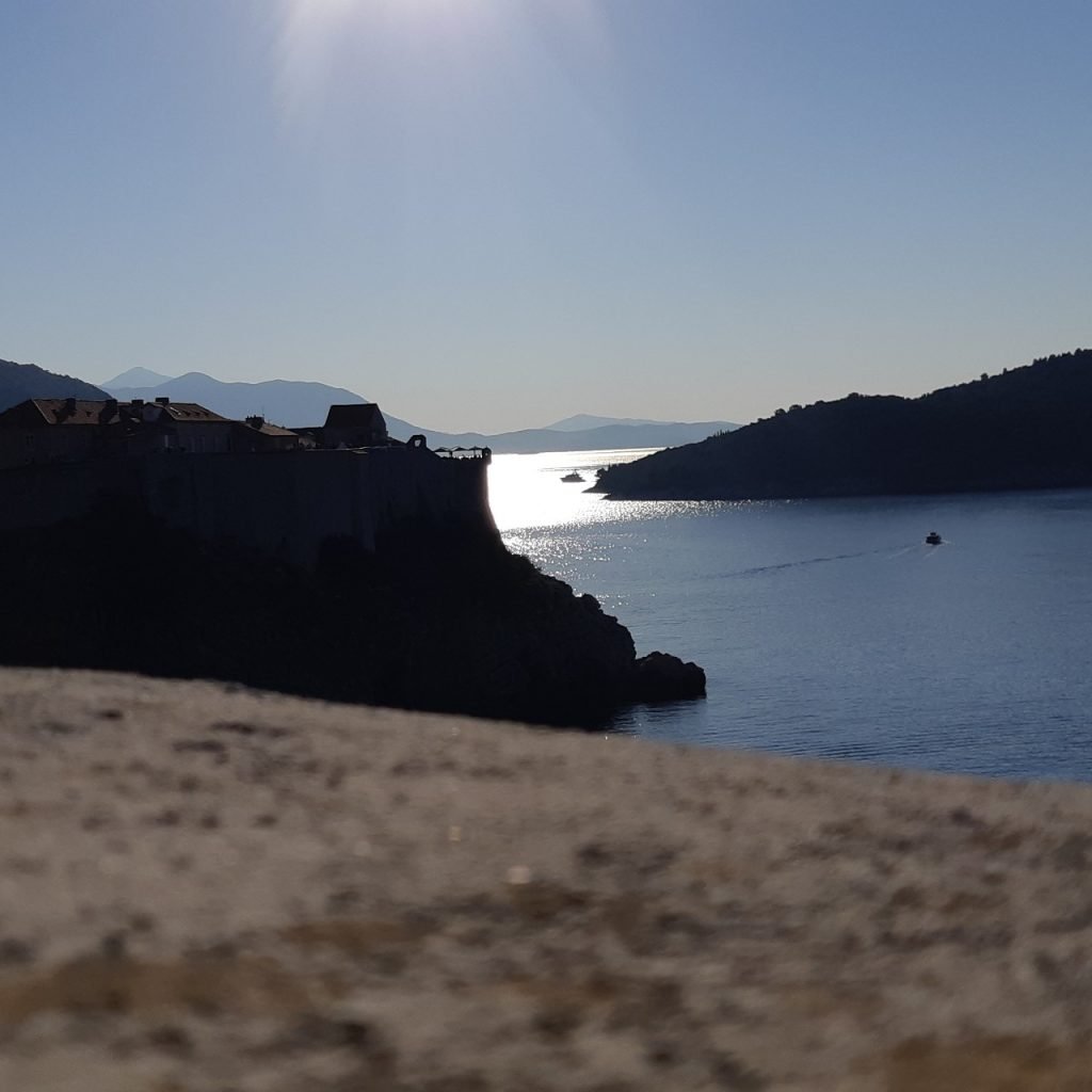 Si vous avez seulement une journée pour découvrir la ville, voici quelques activités incontournables pour profiter au maximum de votre temps à Dubrovnik.